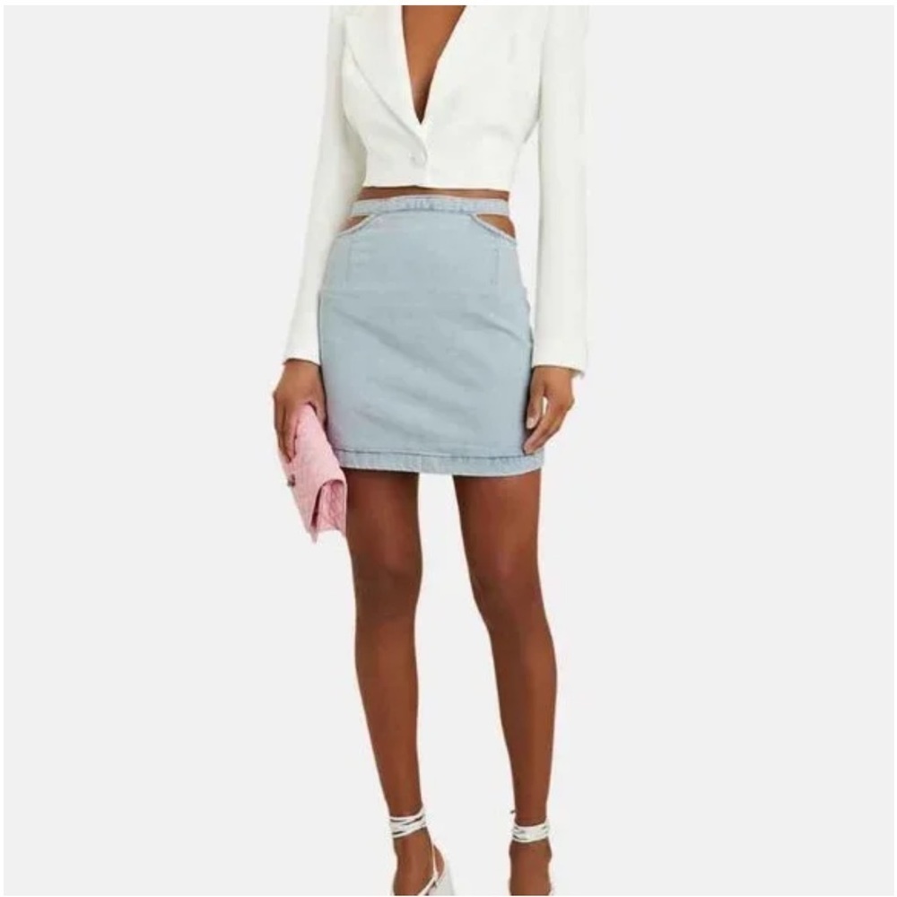 NWT WEWOREWHAT CUT OUT SKIRT INDIGO COMFORT SUPER LIGHT WASH - Picture 3 of 8